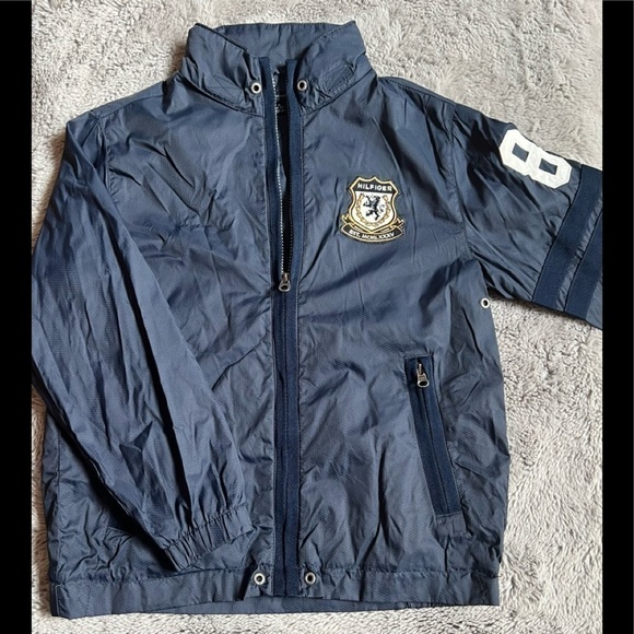 𝅺Tommy Hilfiger Boy Size 8-10 Navy Blue Lightweight Shell Spring Fall Jacket - Picture 6 of 6